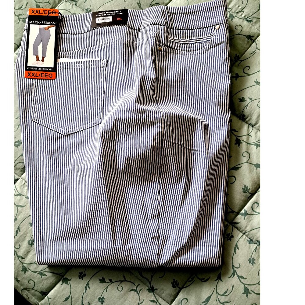 NEW MARCO SERRANI  COMFORT STRECH CAPRI, XX./EEG, BLUE/WHITE PENSTRIPES